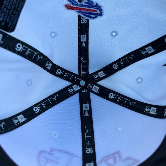 Buffalo Bills New Era SnapBack WNY Regional Exclusive Bills Mafia - Picture 4 of 5